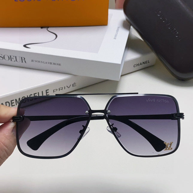 SQUARE SUNGLASSES 570266 IN BLACK METAL LOGO ON LENS
