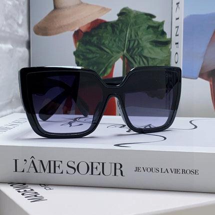 LADY 95.22 S2F SUNGLASS 571586 IN BLACK ACETATE GREY SMOKE