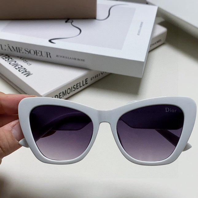 BOBBY B1U SUNGLASS 571589 IN WHITE ACETATE GREY SMOKE LENSES