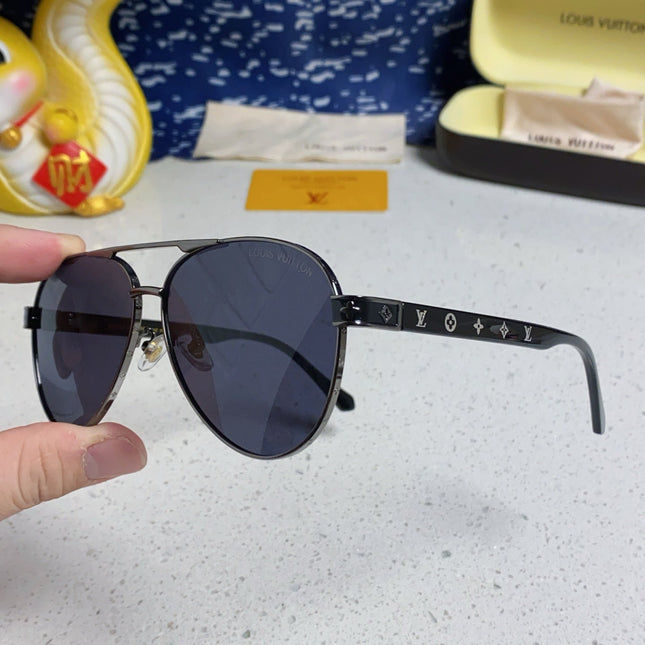 PILOT SUNGLASSES 571636 IN METAL BLACK LENSES MONOGRAM LOGO