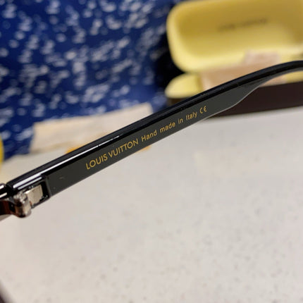 PILOT SUNGLASSES 571636 IN METAL BLACK LENSES MONOGRAM LOGO
