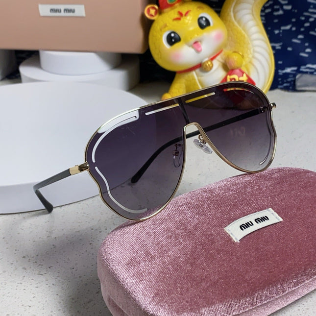 RUNWAY SUNGLASSES 571639 IN GOLD METAL GREY SMOKE LENSES