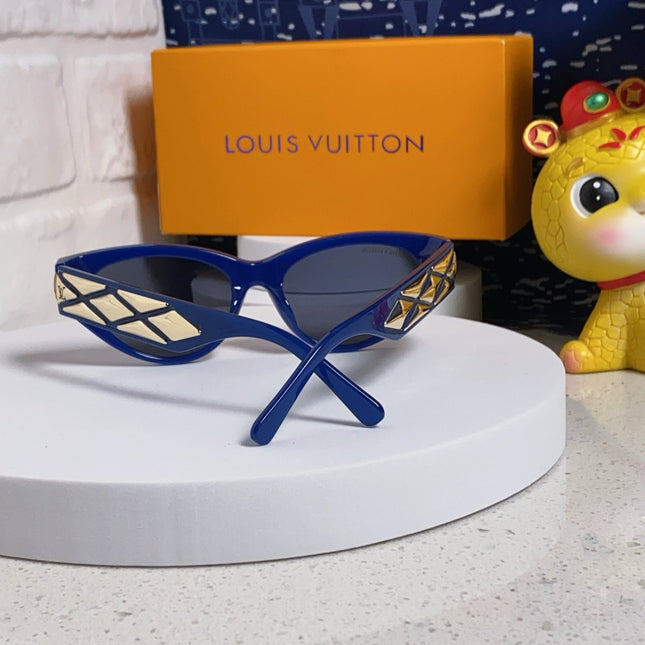 CAT EYE SUNGLASSES 576883 IN BLUE AND GOLD ACETATE