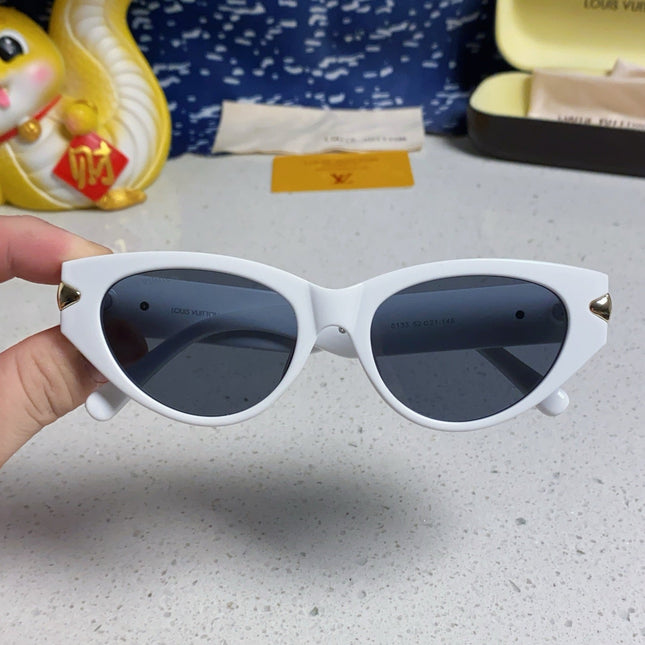 CAT EYE SUNGLASSES 576885 IN WHITE AND GOLD ACETATE