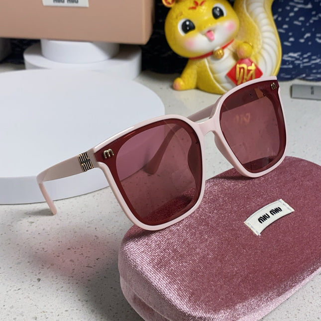 GLIMPSE SQUARE SUNGLASSES 554611 IN LIGHT PINK ACETATE