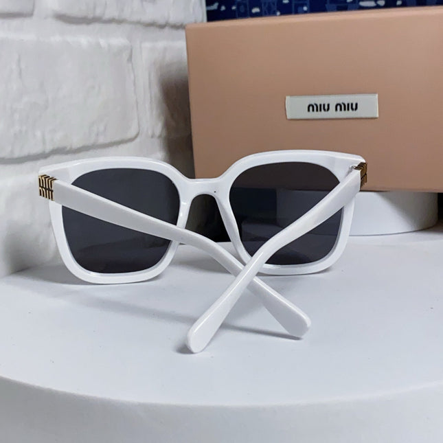 GLIMPSE SQUARE SUNGLASSES 554615 IN WHITE ACETATE