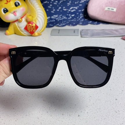 GLIMPSE SQUARE SUNGLASSES 554617 IN BLACK ACETATE BLACK LENS