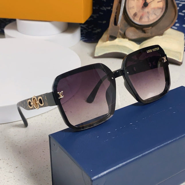 SQUARE SUNGLASSES 573320 IN BROWN ACETATE BLACK SMOKE LENS