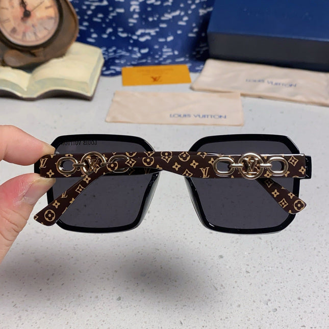 SQUARE SUNGLASSES 573321 IN BROWN ACETATE BLACK LENS MONOGRAM LOGO