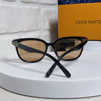 CAT EYE SUNGLASSES 571646 IN BLACK ACETATE LIGHT BROWN LENS