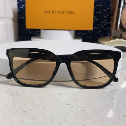 CAT EYE SUNGLASSES 571646 IN BLACK ACETATE LIGHT BROWN LENS