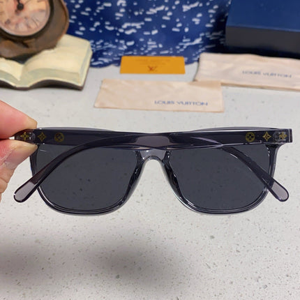CAT EYE SUNGLASSES 571649 IN GREY CLEAR ACETATE