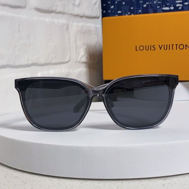 CAT EYE SUNGLASSES 571649 IN GREY CLEAR ACETATE