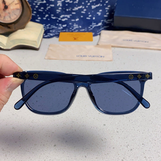 CAT EYE SUNGLASSES 571650 IN BLUE CLEAR ACETATE