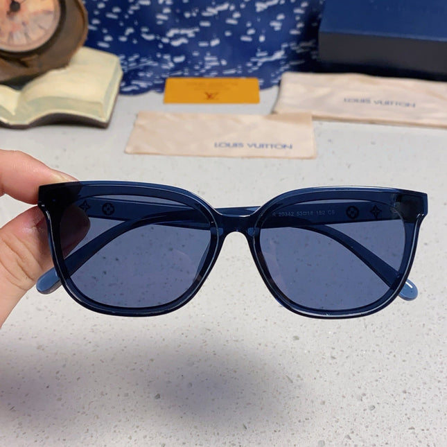CAT EYE SUNGLASSES 571650 IN BLUE CLEAR ACETATE