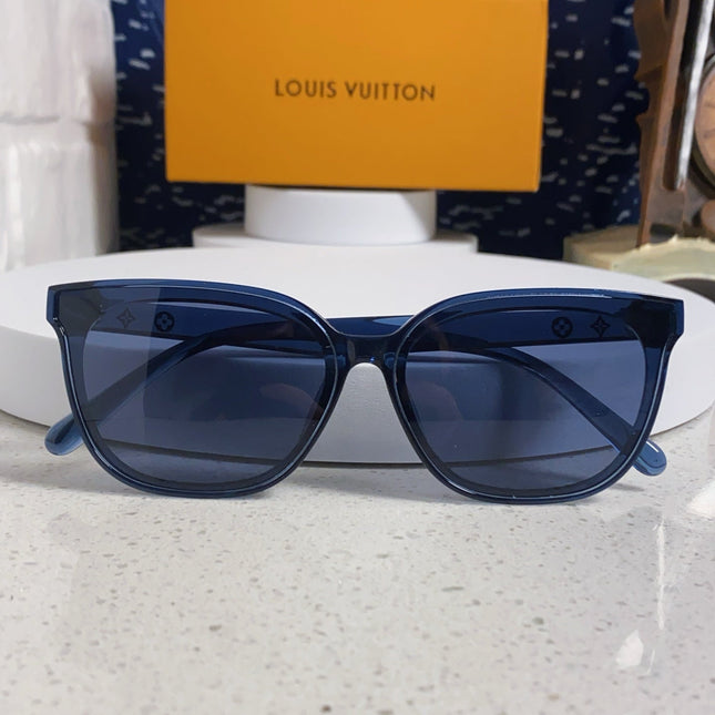 CAT EYE SUNGLASSES 571650 IN BLUE CLEAR ACETATE