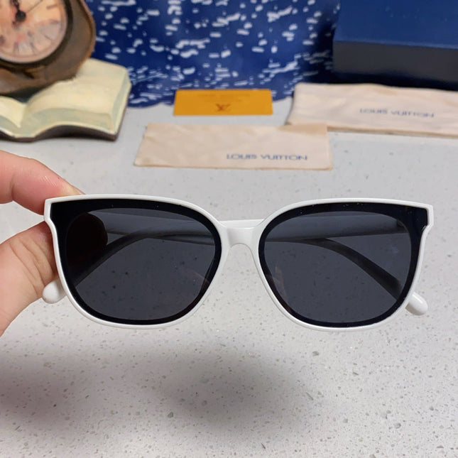 CAT EYE SUNGLASSES 571651 IN WHITE ACETATE