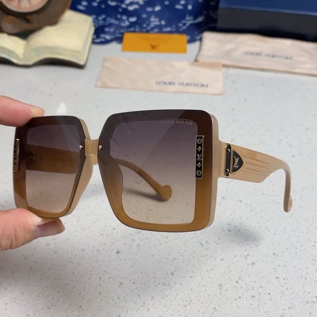 SQUARE SUNGLASSES 571654 IN DARK BEIGE SMOKE ACETATE