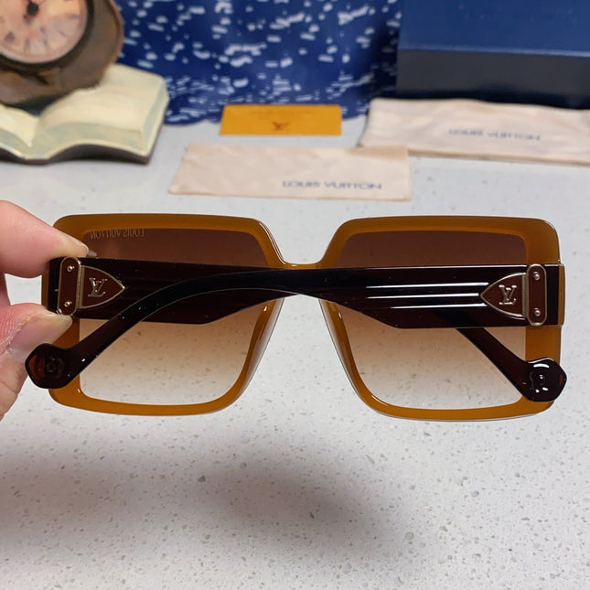 SQUARE SUNGLASSES 571655 IN BROWN CLEAR ACETATE