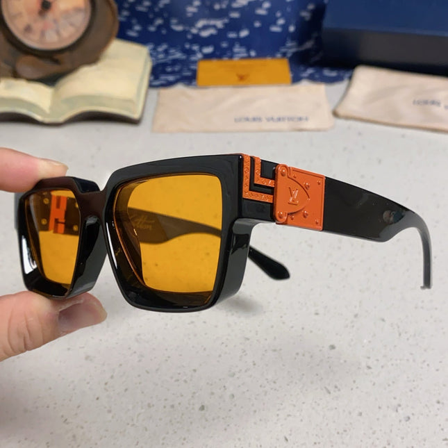 RECTANGLE SUNGLASSES 575848 IN BLACK ACETATE ORANGE METAL YELLOW LENS