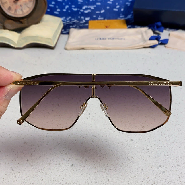 GOLDEN MASK SUNGLASSES 582732 IN GOLD METAL DARK GREY SMOKE LENSES