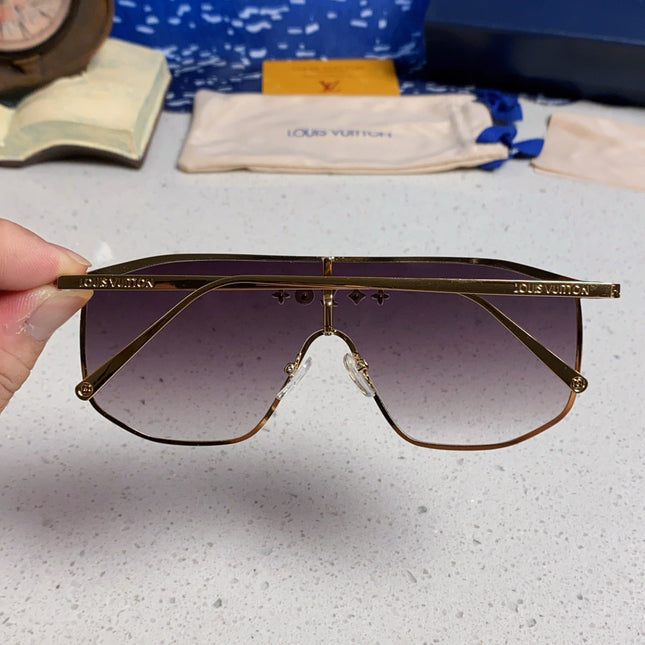 GOLDEN MASK SUNGLASSES 582734 IN GOLD METAL GREY SMOKE LENSES