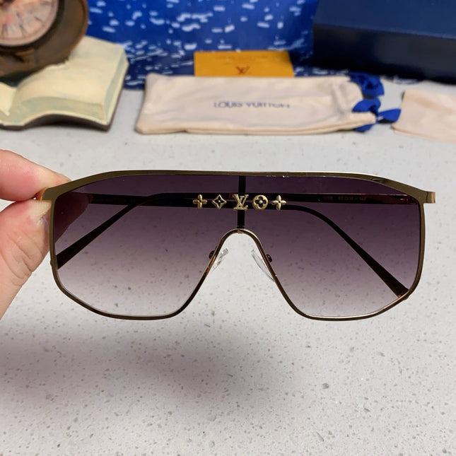 GOLDEN MASK SUNGLASSES 582734 IN GOLD METAL GREY SMOKE LENSES