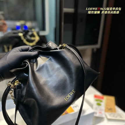 MEDIUM FLAMENCO PURSE 29 IN BLACK NAPPA LAMBSKIN