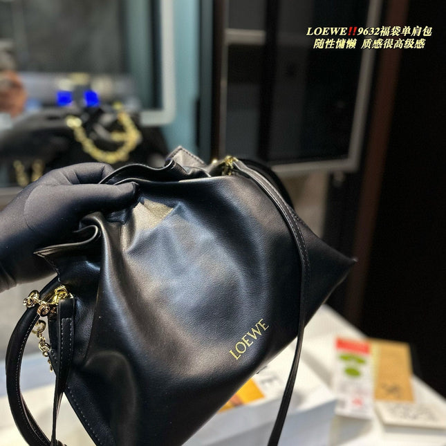 MEDIUM FLAMENCO PURSE 29 IN BLACK NAPPA LAMBSKIN