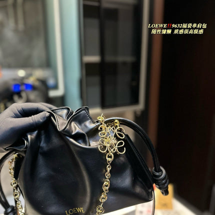 MEDIUM FLAMENCO PURSE 29 IN BLACK NAPPA LAMBSKIN