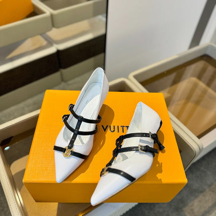HIGH PUMP 5 CM TRIPLE-STRAP IN WHITE CALFSKIN WITH BLACK STRAP