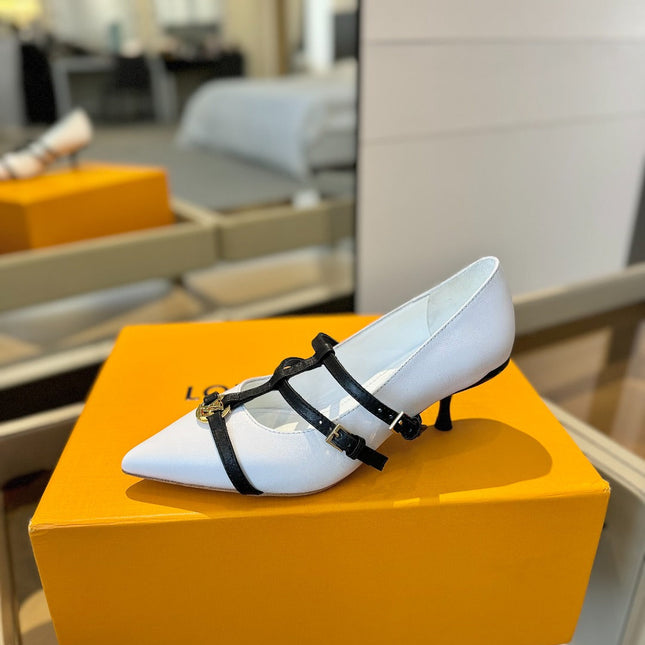 HIGH PUMP 5 CM TRIPLE-STRAP IN WHITE CALFSKIN WITH BLACK STRAP