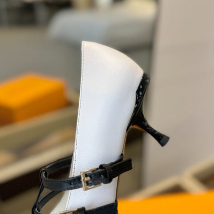HIGH PUMP 5 CM TRIPLE-STRAP IN WHITE CALFSKIN WITH BLACK STRAP