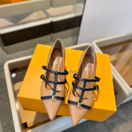 HIGH PUMP 5 CM TRIPLE-STRAP IN CIDER BROWN CALFSKIN WITH BLACK STRAP