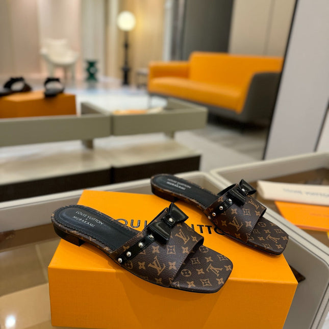 LV X TM 6AM FLAT MULE IN CHOCOLATE BROWN MONOGRAM CALFSKIN