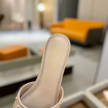 LV X TM 6AM FLAT MULE IN LINEN TAN CALFSKIN