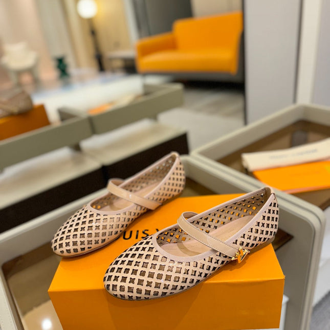 ROMY FLAT BALLERINA IN LIGHT PINK MESH PATENT CALFSKIN
