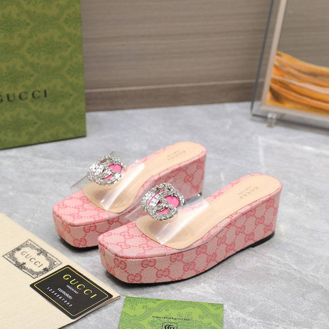 HIGH WEDGE PLATFORM IN LIGHT PINK CANVAS WITH DOUBLE CRYSTAL G BUCKLE