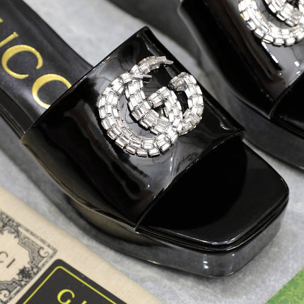 HIGH WEDGE PLATFORM WITH DOUBLE G IN BLACK GLOSSY CALFSKIN