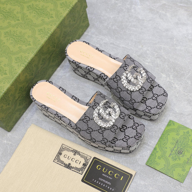 HIGH WEDGE PLATFORM WITH DOUBLE G IN GRAY CANVAS