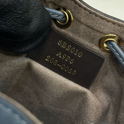 MON TRESOR 18 IN COLORFUL CANVAS WITH FF MOTIF EMBROIDERED