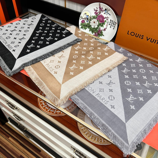 MONOGRAM 140 CM SQUARE SCARF IN BLACK MIX WHITE CASHMERE 391107