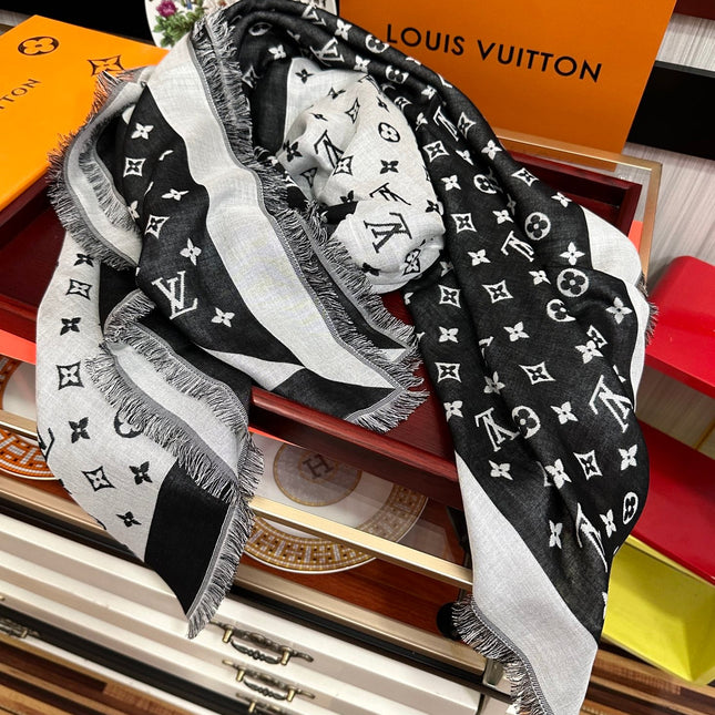 MONOGRAM 140 CM SQUARE SCARF IN BLACK MIX WHITE CASHMERE 391107