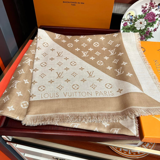 MONOGRAM 140 CM SQUARE SCARF IN PEANUT BROWN MIX WHITE CASHMERE 391108