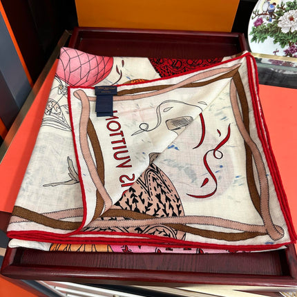 UP AND AWAY 140 CM SQUARE SILK SCARF COLORFUL 400072