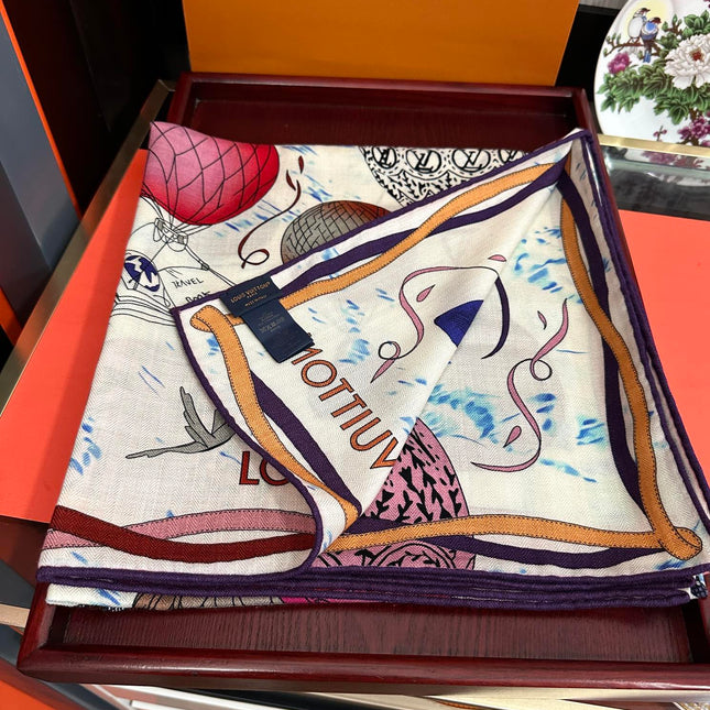 UP AND AWAY 140 CM SQUARE SILK SCARF COLORFUL 400073