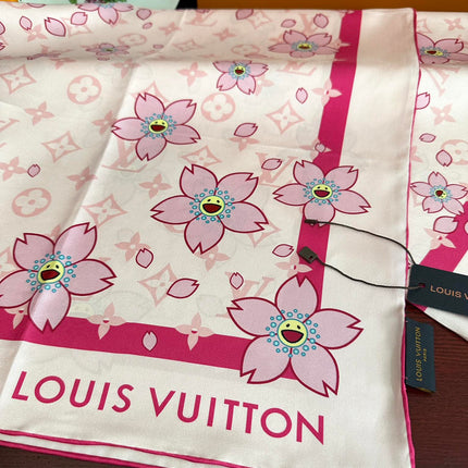 LV SCARF 90 CM IN SILK 723122