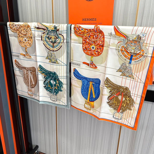 HERMES 25S SCARF 90 IN SILK 002