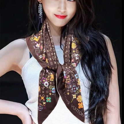 LV SCARF 90 CM IN SILK 730542