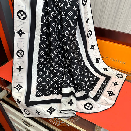 LV SCARF 90 CM IN SILK 732040